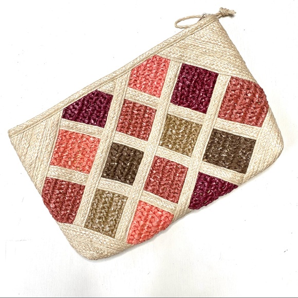 Almondo Originals Handbags - VTG Almondo Originals Large Straw Clutch Purse